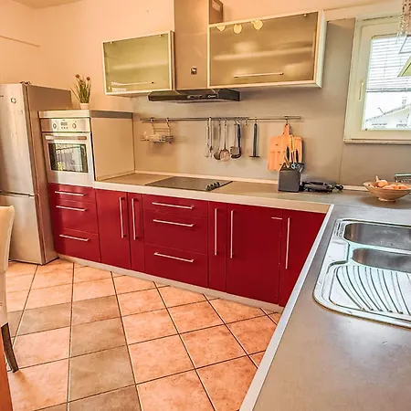 Appartement Nino-2 By Interhome