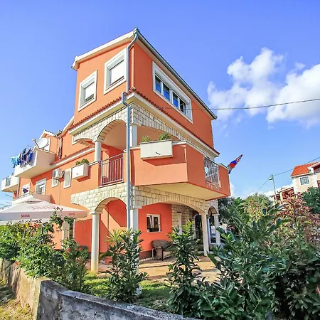 Nino-2 By Interhome * Bibinje