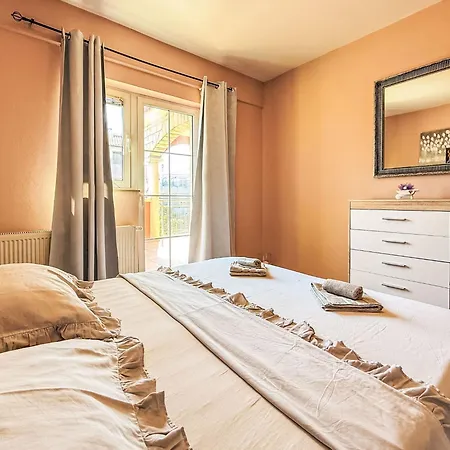 Nino-2 By Interhome * 比比涅