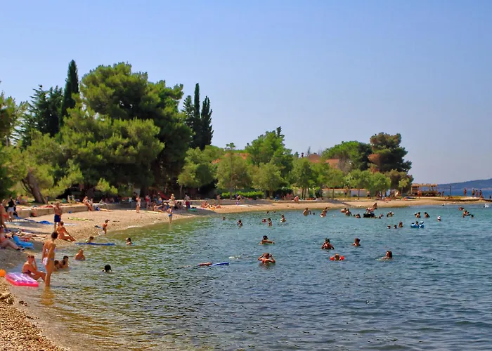 Nino-2 By Interhome Bibinje